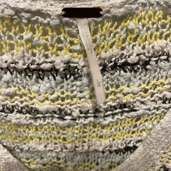 Free People popcorn sweater - Picture 3 of 3